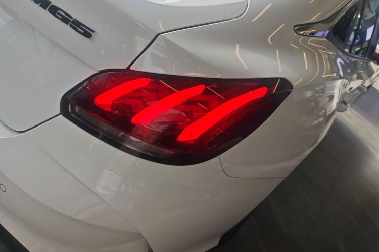 MG 5 2024 imagen de coche #8