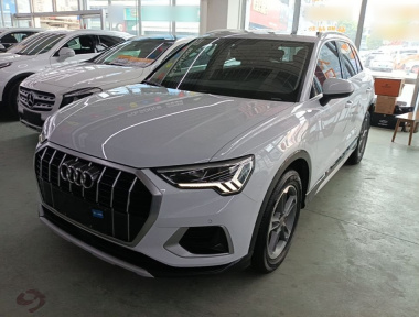 Audi Q3 2020 car image 