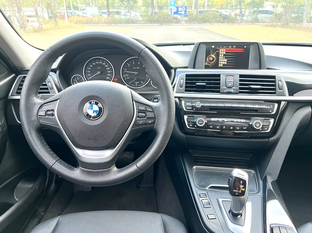 BMW 3 Series 2017 car image #8