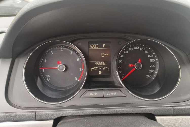 Volkswagen Lavida 2018 car image #13