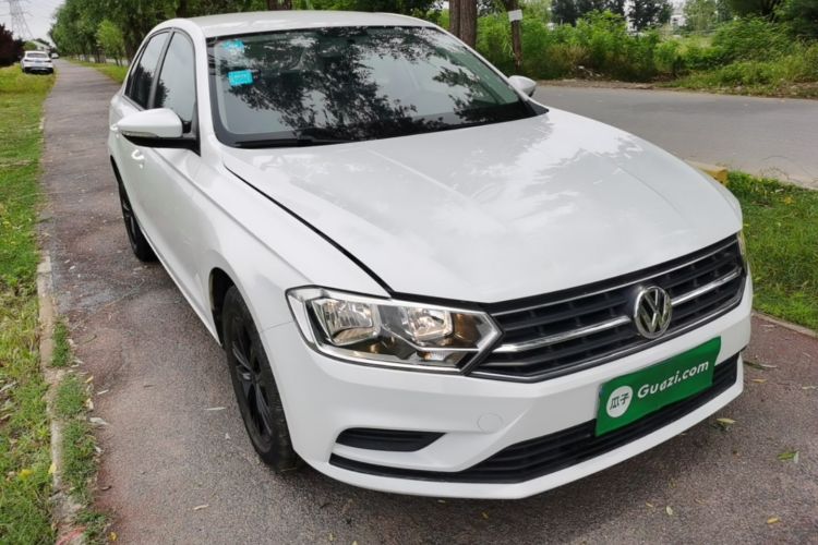 Volkswagen Bora 2016 car image #6