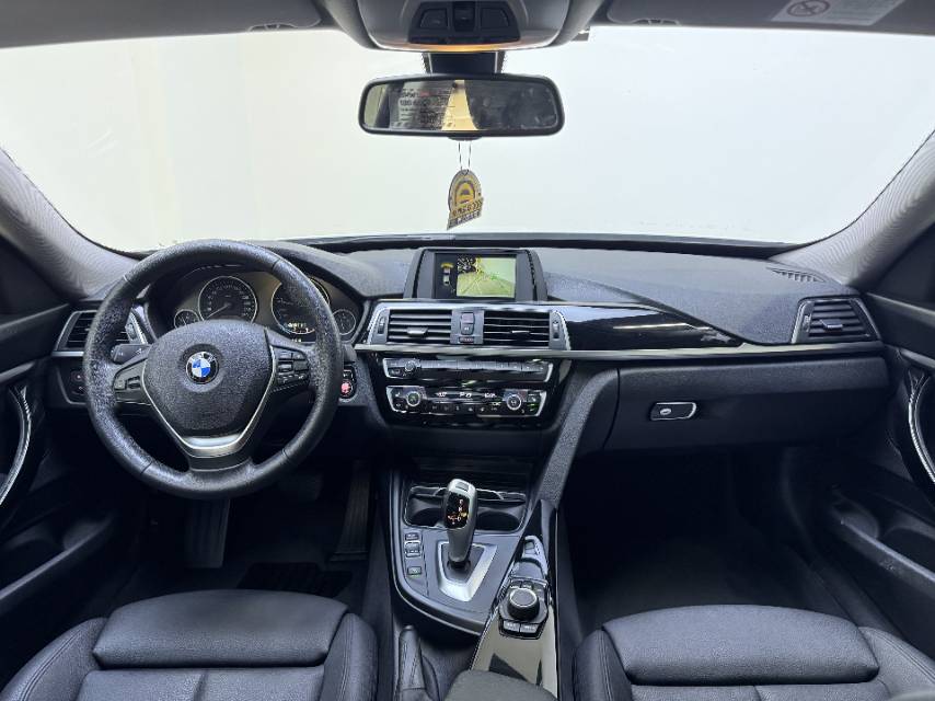 BMW 3 Series GT 2018 #8 BMW 3 Series GT 2018 car image #8