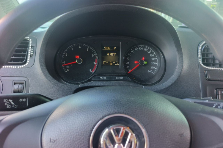 Volkswagen Polo 2016 car image #20