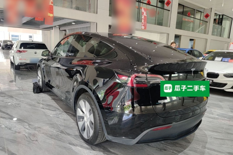 Tesla Model Y 2023 #5 Tesla Model Y 2023 immagine di auto #5