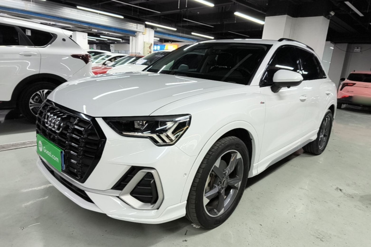 Audi Q3 2021 #2 Audi Q3 2021 immagine di auto #2