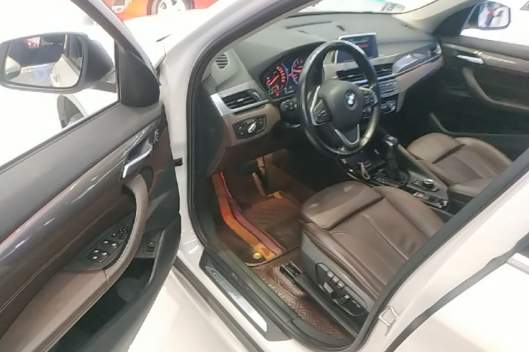 BMW X1 2017 #16 BMW X1 2017 car image #16