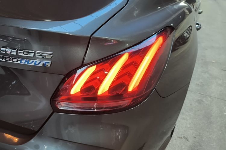 MG 5 2022 #8 MG 5 2022 immagine di auto #8