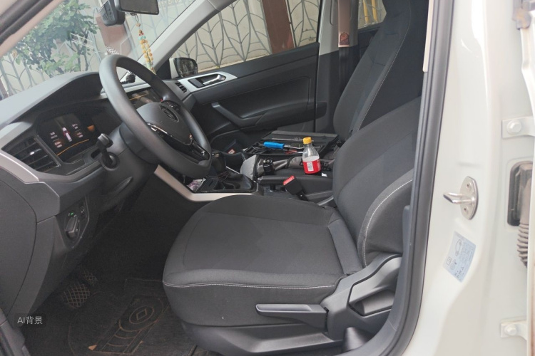 Volkswagen Polo 2024 car image #17