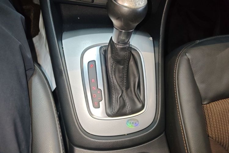 Audi Q3 2016 #14 Audi Q3 2016 car image #14