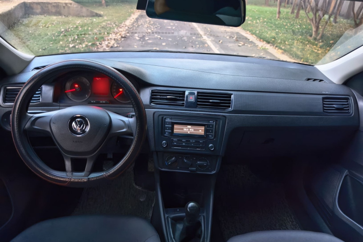 Volkswagen Santana 2021 car image #8