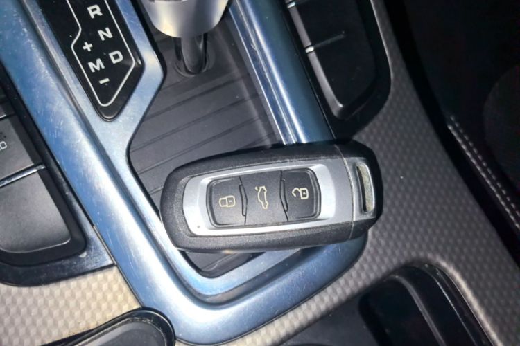 GEELY Emgrand GS 2017 #9 GEELY Emgrand GS 2017 car image #9