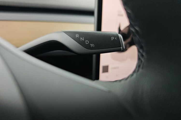 Tesla Model 3 2023 #14 Tesla Model 3 2023 car image #14