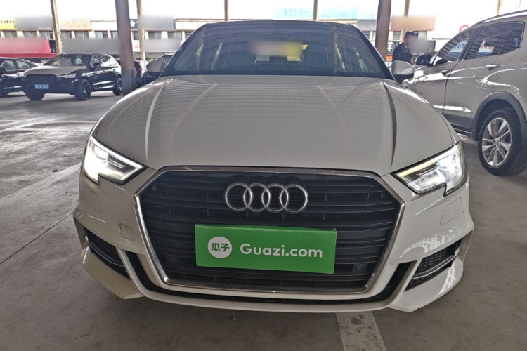 Audi A3 2017 car image #3