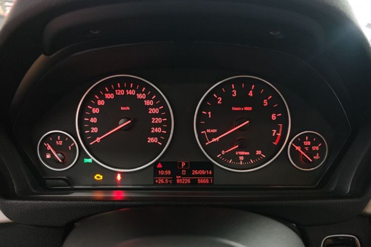 BMW 3 Series 2015 #12 BMW 3 Series 2015 car image #12