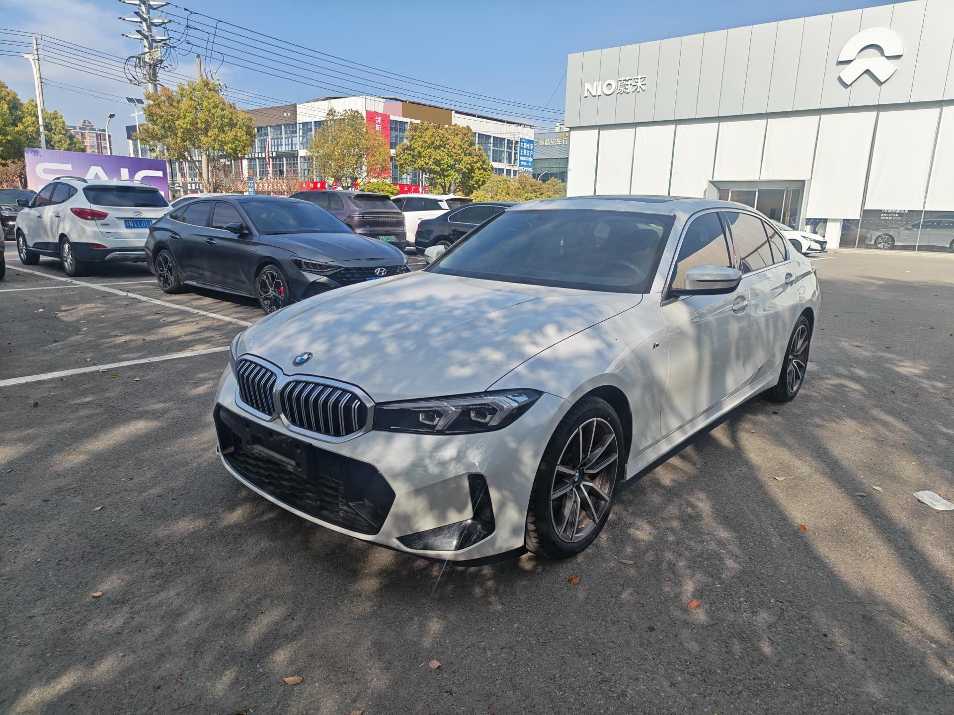 BMW 3 Series 2023 BMW 3 Series 2023 car image