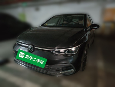 Volkswagen Golf 2021 Volkswagen Golf 2021 صورة سيارة