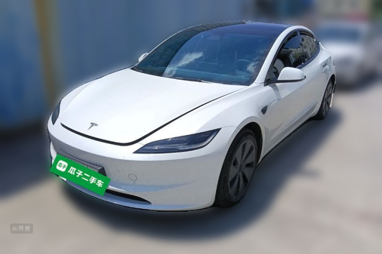 Tesla Model 3 2024 car image #2