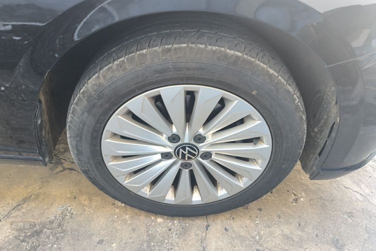 Volkswagen Lavida 2020 car image #9