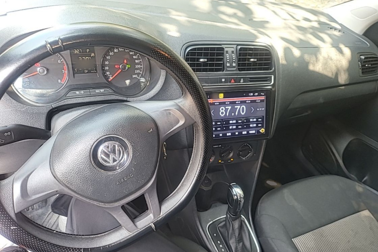 Volkswagen Polo 2018 #10 Volkswagen Polo 2018 car image #10