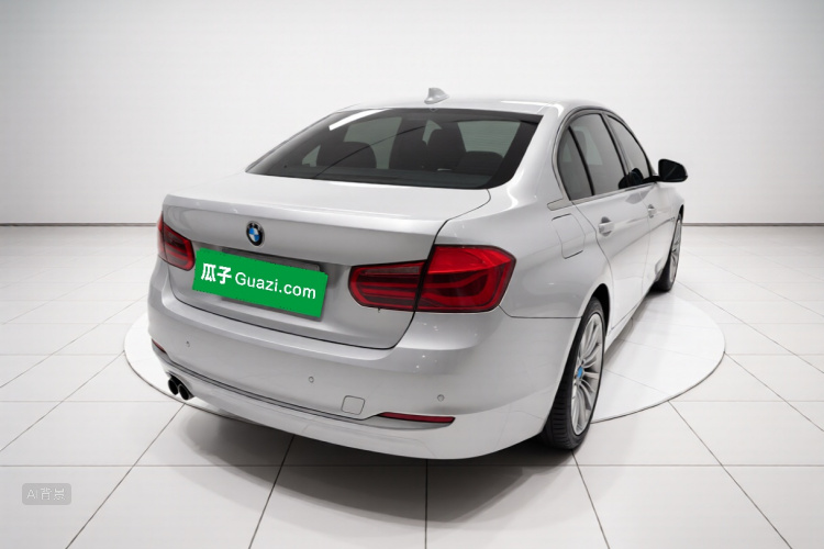 BMW 3 Series 2018 #7 BMW 3 Series 2018 car image #7
