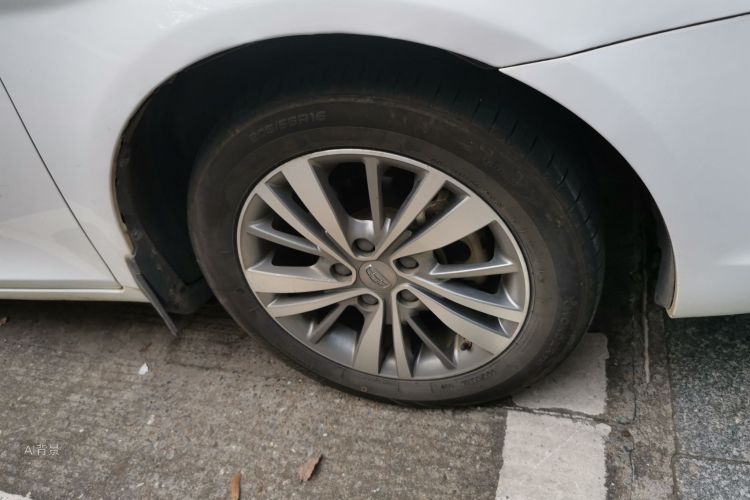 GEELY Emgrand 2019 #9 GEELY Emgrand 2019 car image #9