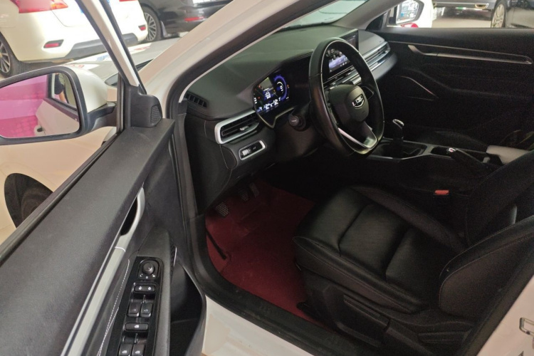 GEELY Emgrand 2022 #9 GEELY Emgrand 2022 car image #9