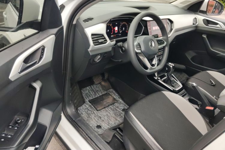 Volkswagen Tacqua 2021 car image #18