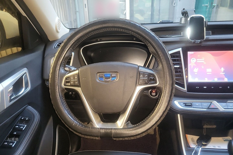 GEELY Vision X6 2018 car image #12