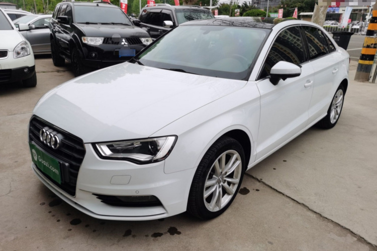 Audi A3 2016 car image #2