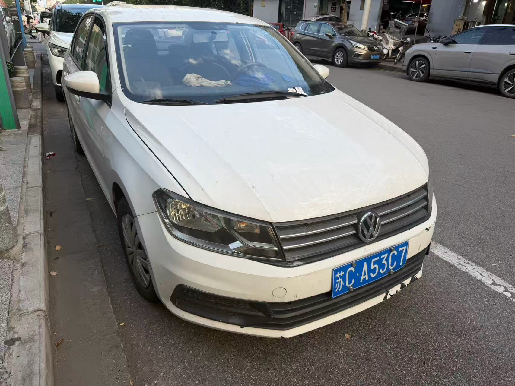 Volkswagen Santana 2021 car image #2