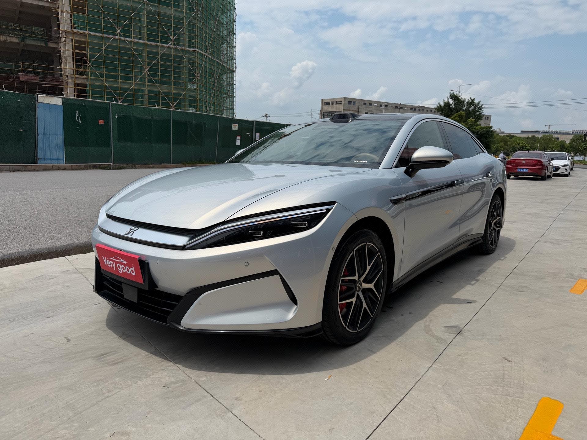 BYD HanL 2025 BYD HanL 2025 car image