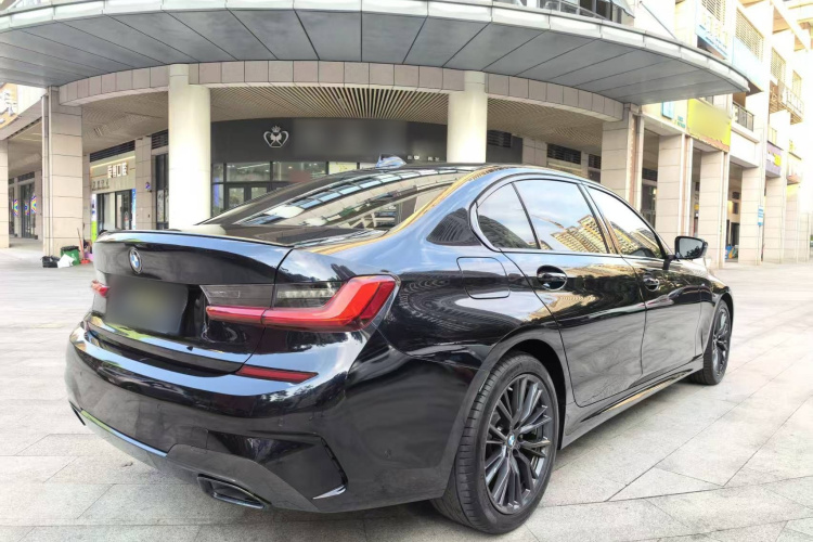 BMW 3 Series 2020 car image #8