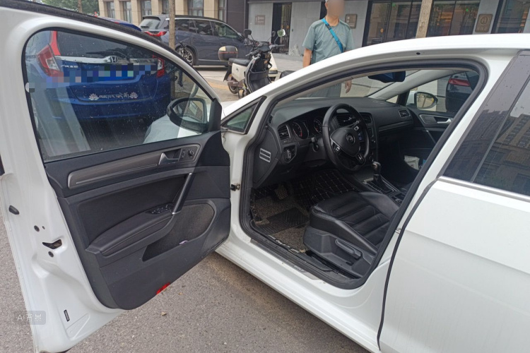 Volkswagen Golf 2016 car image #18