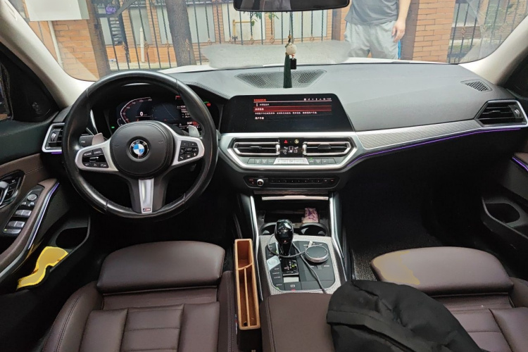BMW 3 Series 2020 #7 BMW 3 Series 2020 car image #7