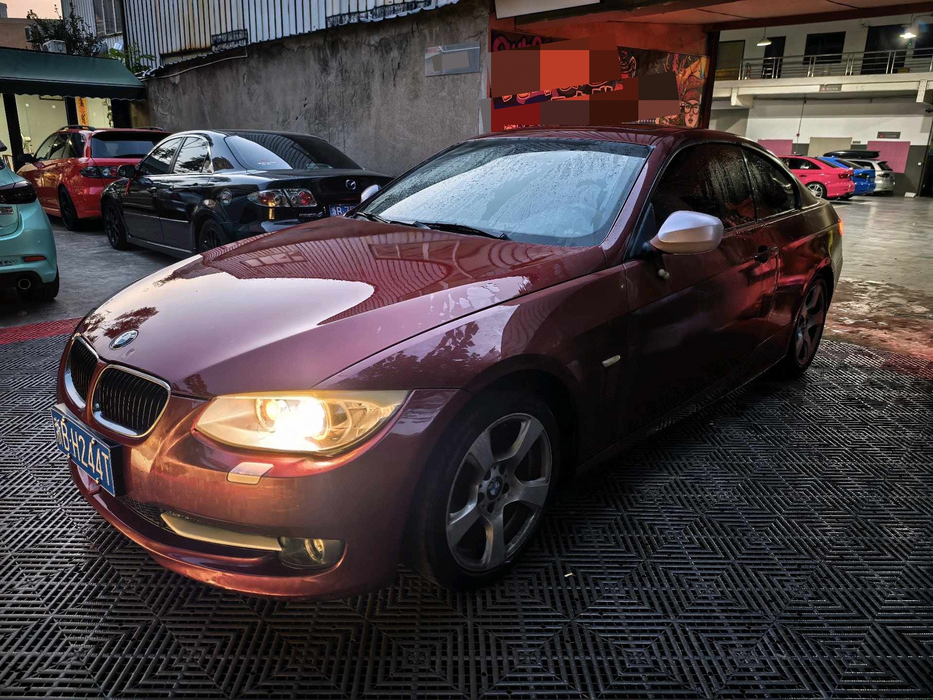 BMW 3 Series (Imported) 2011 car image 
