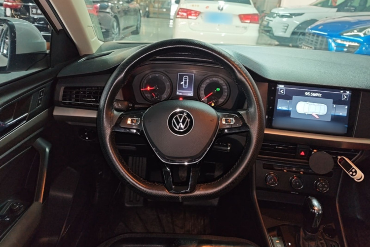 Volkswagen Lavida 2022 #11 Volkswagen Lavida 2022 car image #11