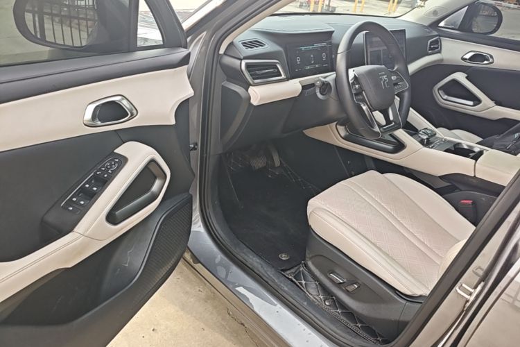 BYD YuanUP 2024 #16 BYD YuanUP 2024 immagine di auto #16