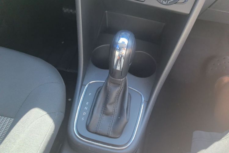 Volkswagen Polo 2018 #14 Volkswagen Polo 2018 car image #14