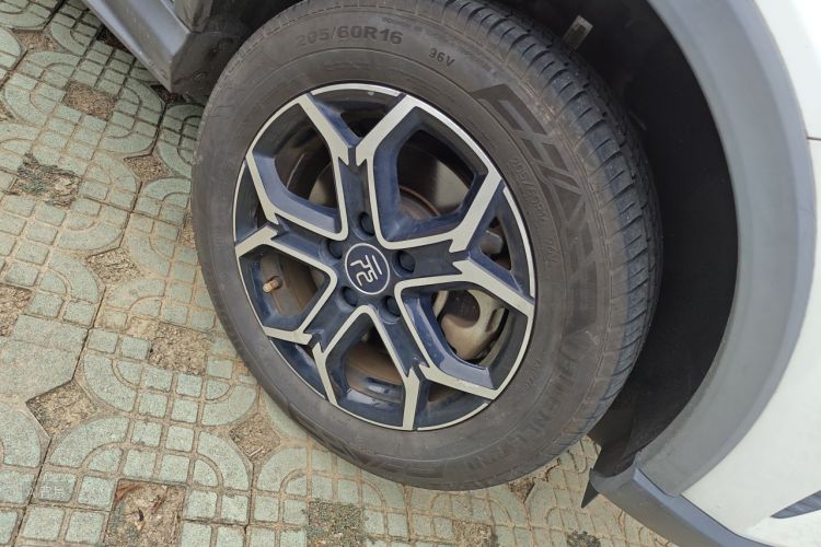 BYD Yuan Pro 2022 car image #9