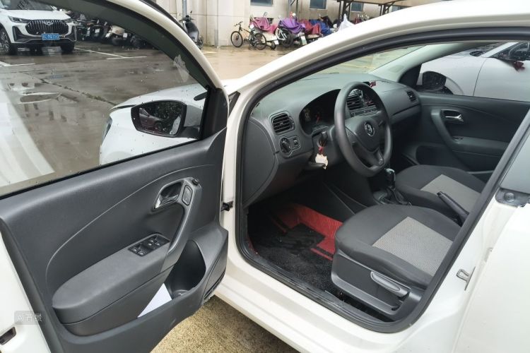 Volkswagen Polo 2019 #18 Volkswagen Polo 2019 car image #18