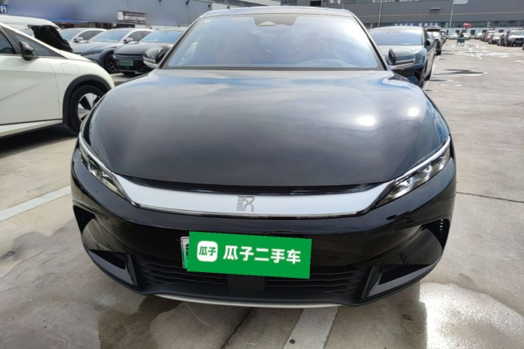 BYD Han 2023 #3 BYD Han 2023 car image #3