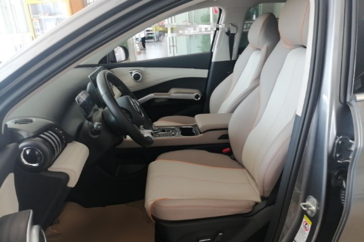 BYD Yuan Plus 2024 #15 BYD Yuan Plus 2024 car image #15
