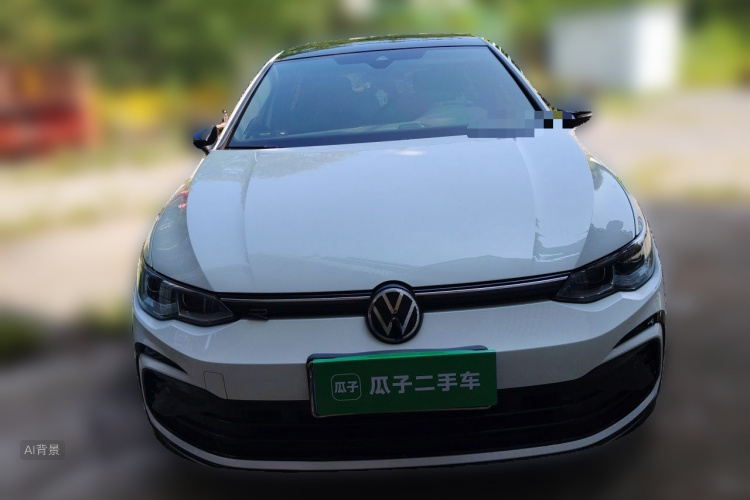 Volkswagen Golf 2021 car image #3