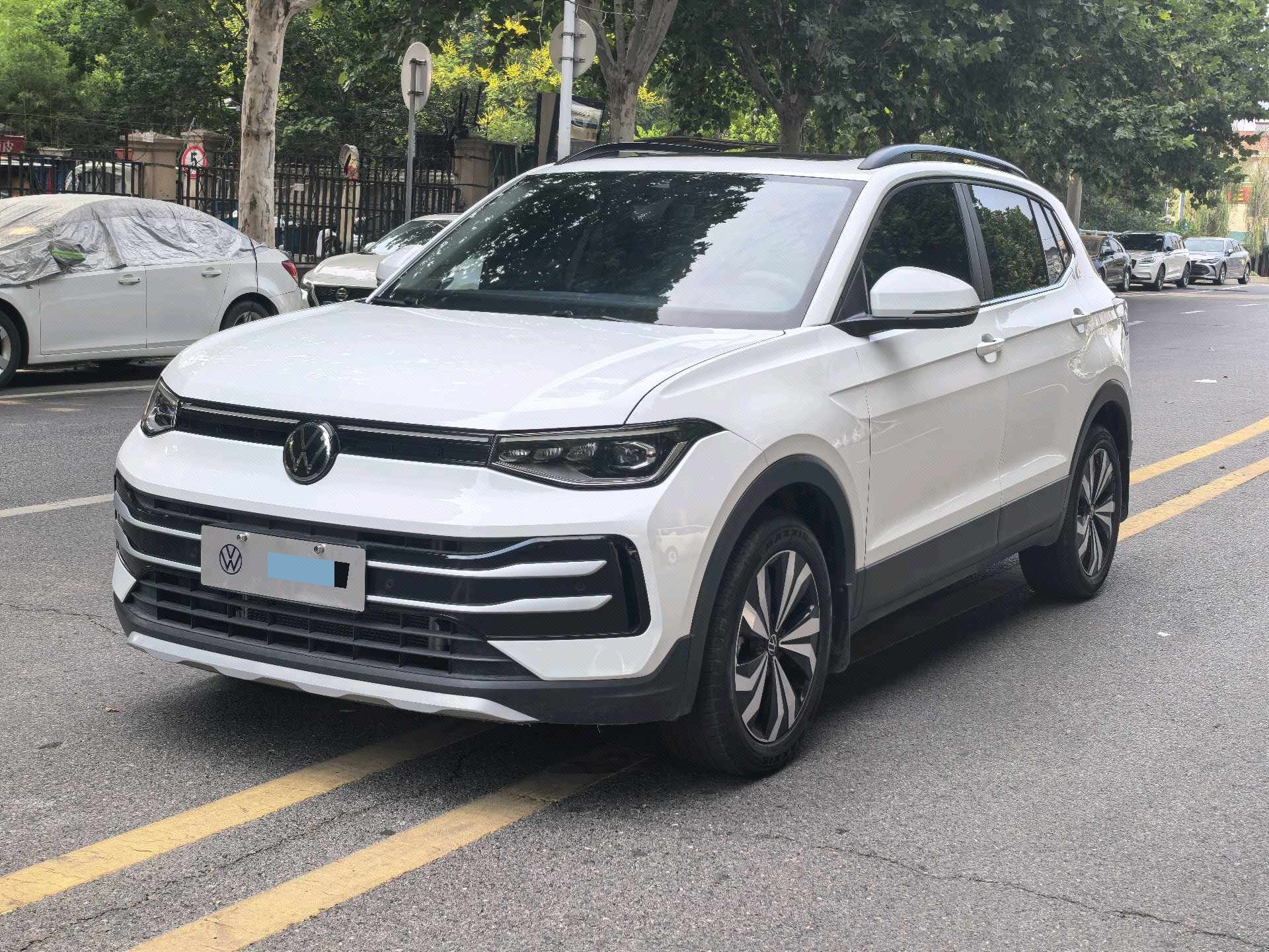 Volkswagen Tharu 2024 car image 