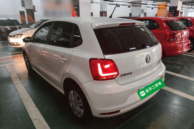 Volkswagen Polo 2016 car image #5