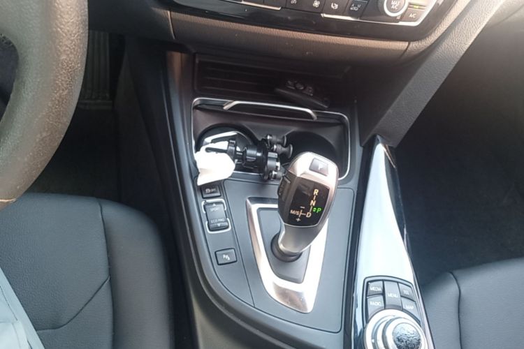 BMW 3 Series 2016 #21 BMW 3 Series 2016 car image #21