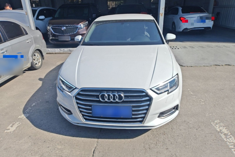 Audi A3 2019 imagen de coche #3
