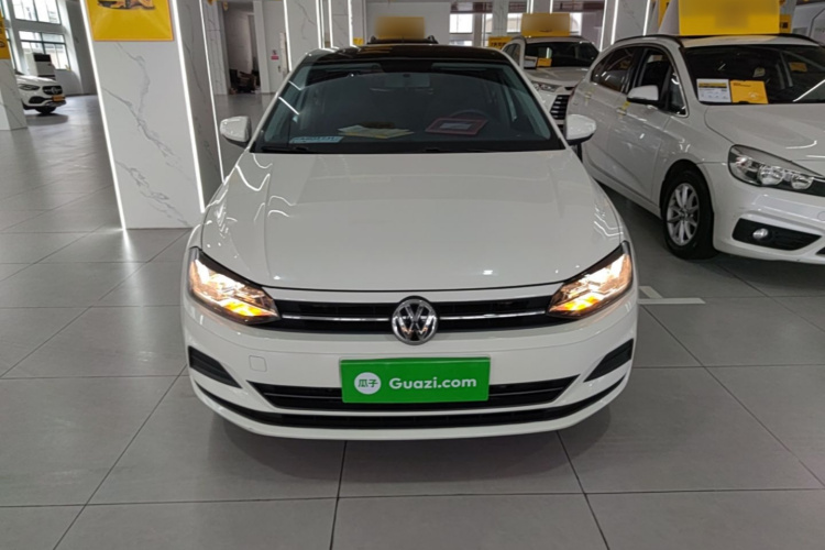 Volkswagen Polo 2020 car image #3