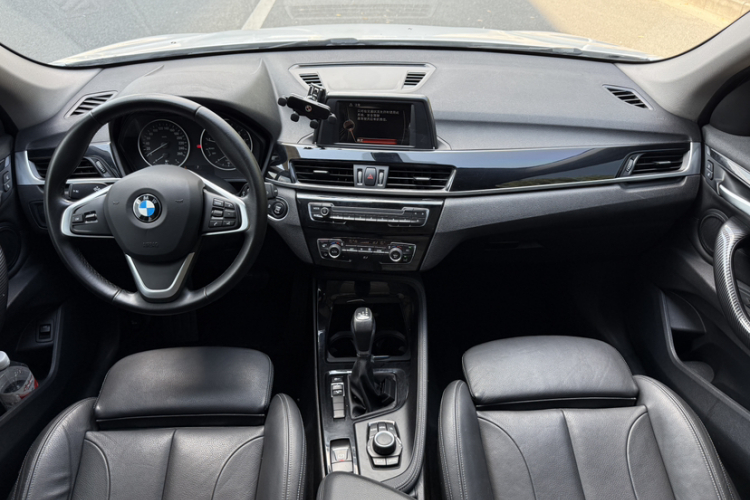 BMW X1 2017 #17 BMW X1 2017 car image #17