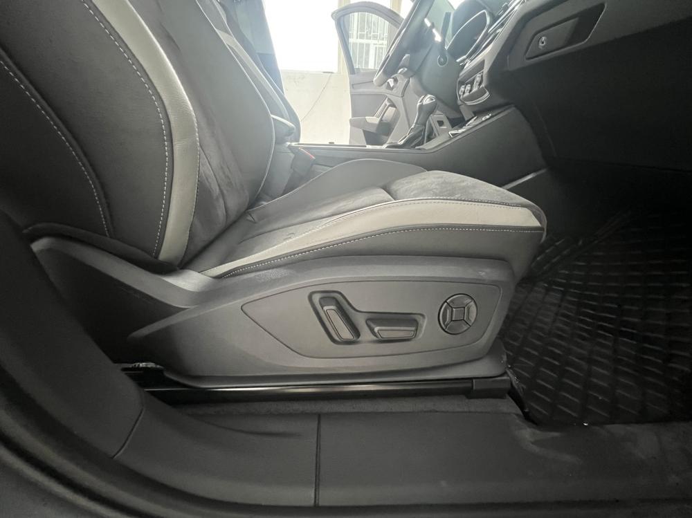 Audi Q3 2023 #27 Audi Q3 2023 car image #27
